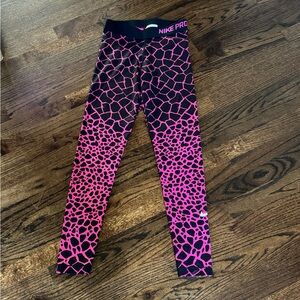 NWOT NIKE PRO Dri-Fit pink & black leopard print leggings. Small